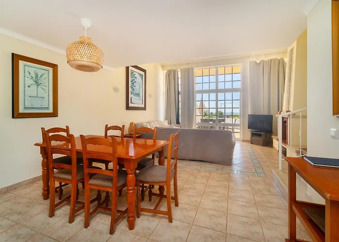 Ponta Grande - Solmar Албуфейра